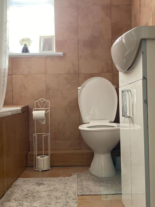 Grace'S Home Rotherham Esterno foto